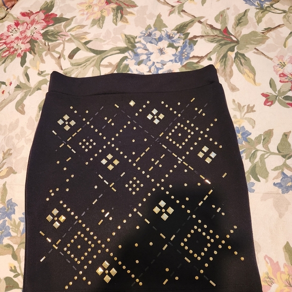 BEBE Bodycon Miniskirt Small Black Semistretch Gold colored Accents - Picture 12 of 12